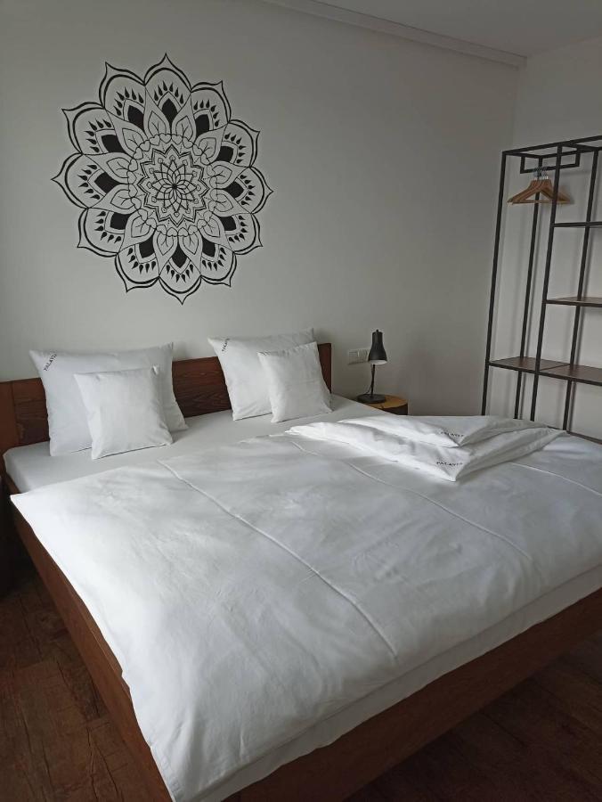 Palavia Apartments Pavlov Bagian luar foto