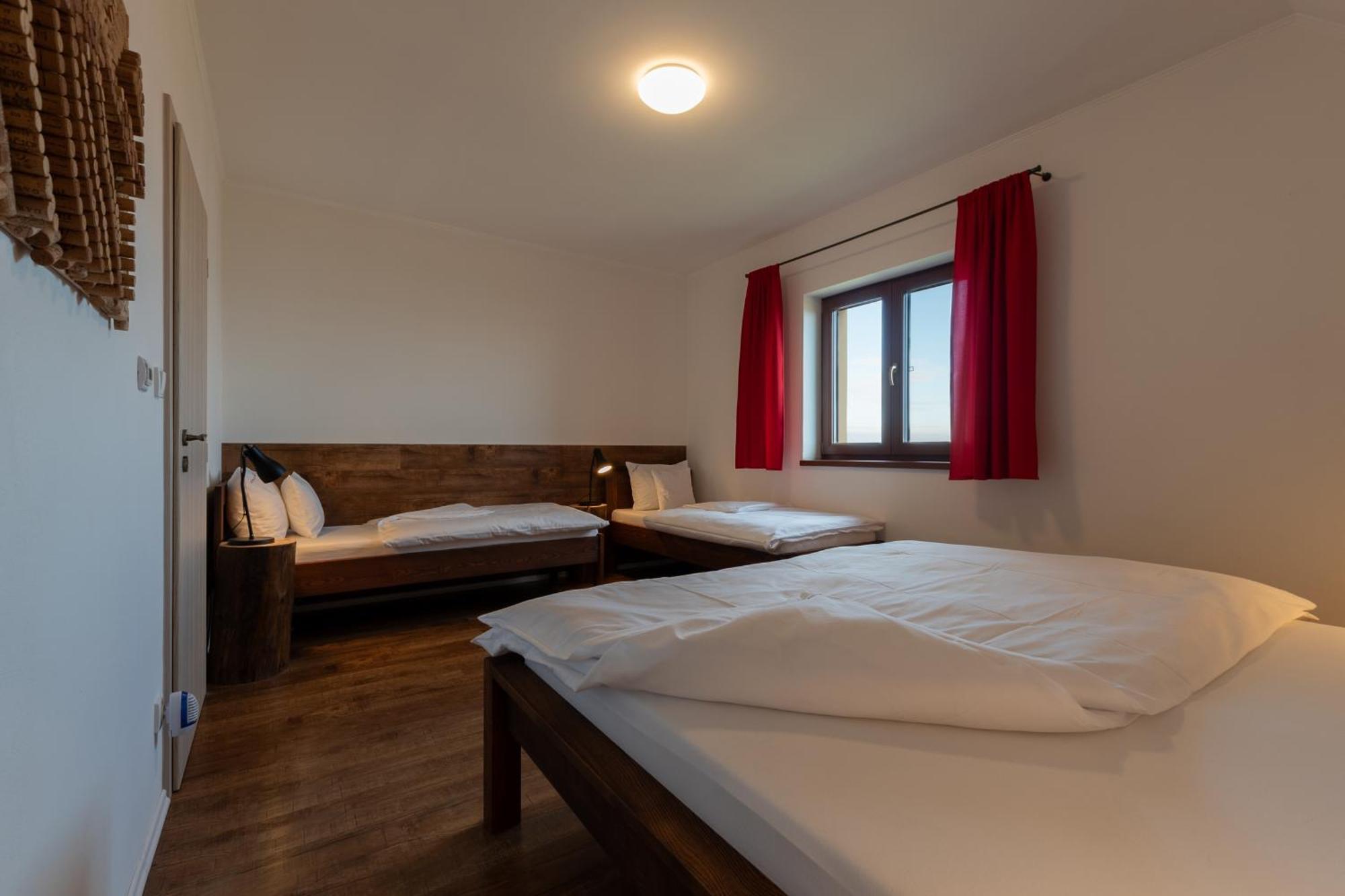 Palavia Apartments Pavlov Bagian luar foto